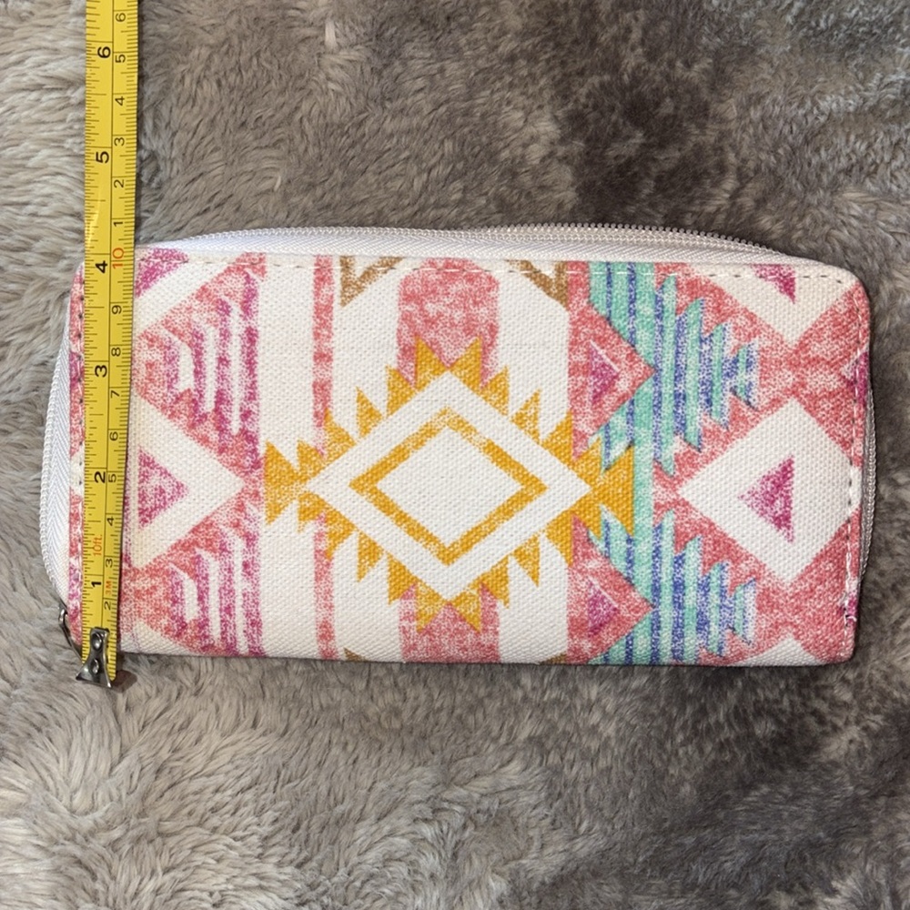 Geometric Patterned Wallet - image 5